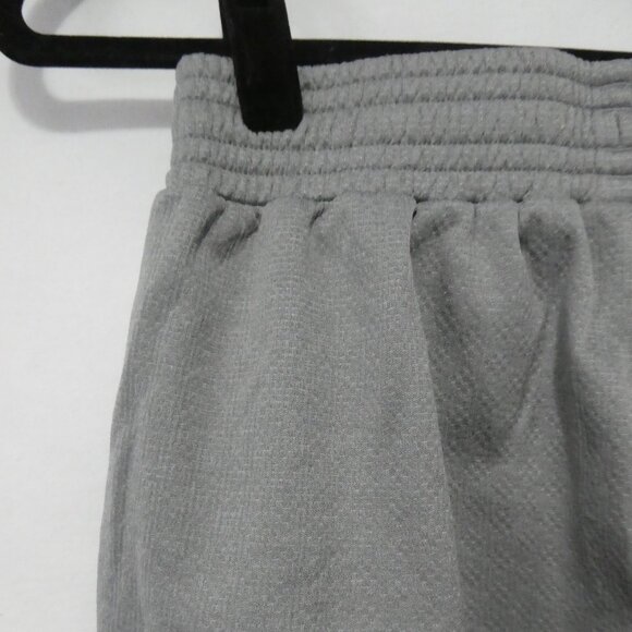 PUMA | small | Stylish Grey Casual / Sport Shorts - Picture 9 of 14